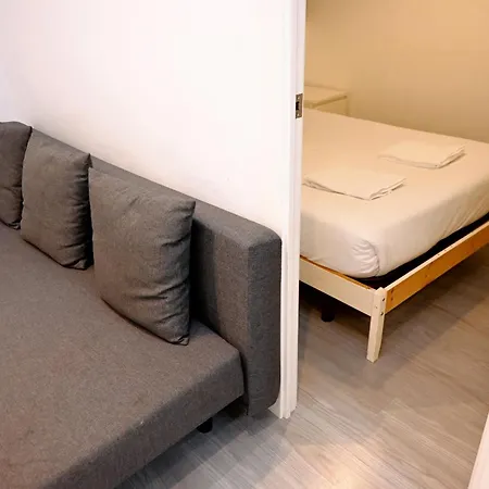 Homenfun Les Corts Apartment Barcelona